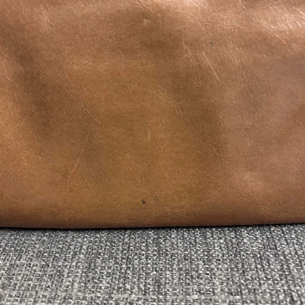 HOBO Lauren Wallet - Picture 5 of 7